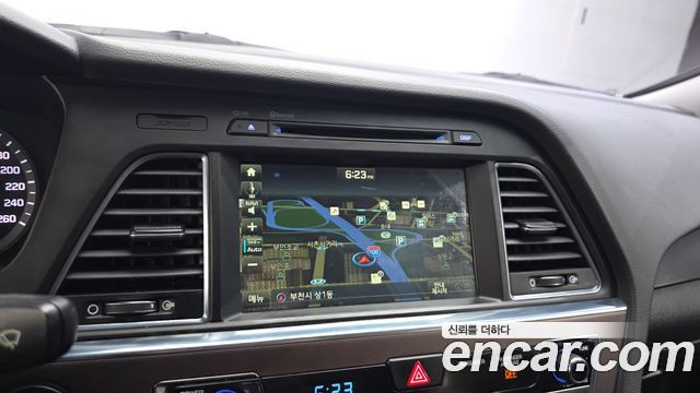 Hyundai Sonata (LF) 2.0 Care+ 2017 — фото 15