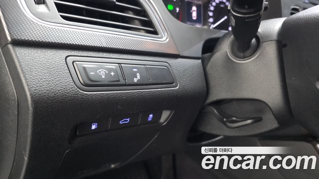 Hyundai Sonata (LF) 2.0 Care+ 2017 — фото 31
