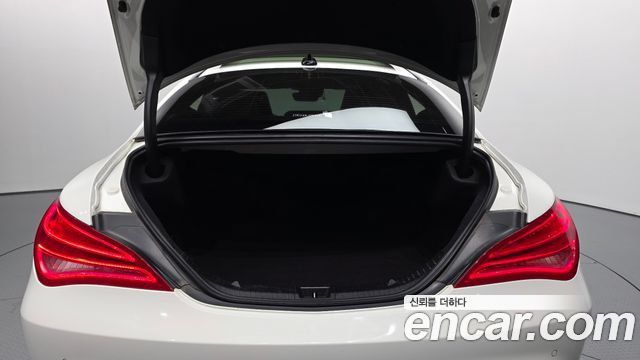 Mercedes-Benz CLA-Class (C117) CLA200 d 2016 — фото 20