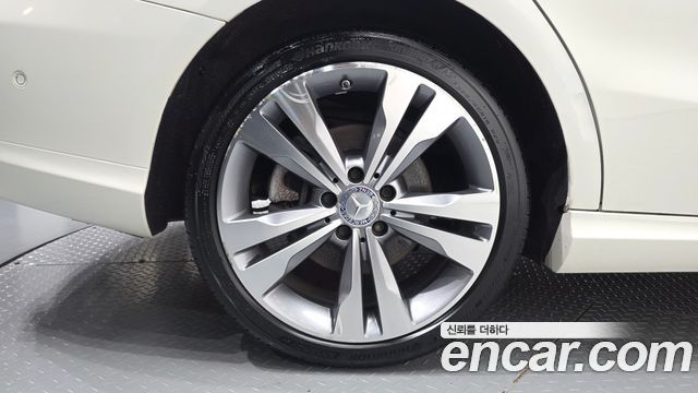 Mercedes-Benz CLA-Class (C117) CLA200 d 2016 — фото 21