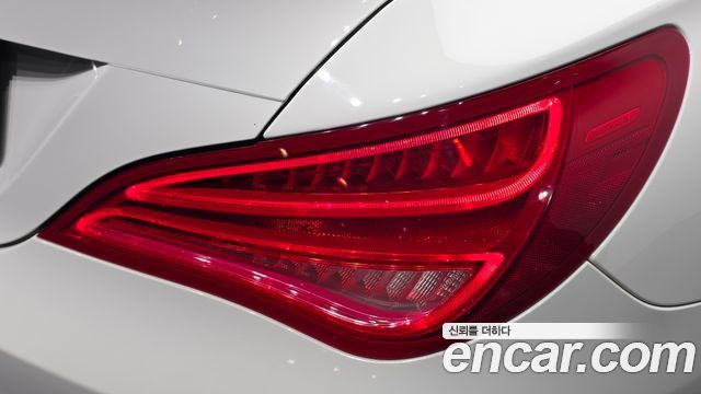 Mercedes-Benz CLA-Class (C117) CLA200 d 2016 — фото 23