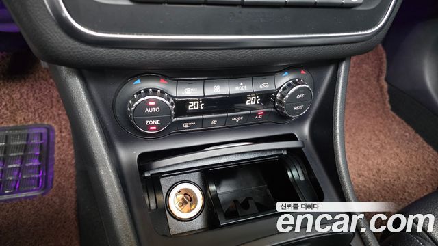 Mercedes-Benz CLA-Class (C117) CLA200 d 2016 — фото 30