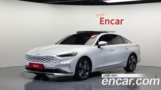 Kia K8 Hybrid Noblesse