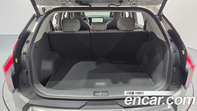 Kia EV3 Long Range 2WD Earth 2025 — фото 18