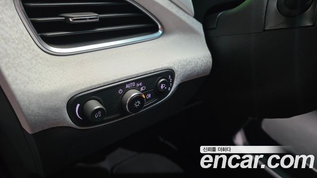 Chevrolet Bolt EV EV LT DLX 2021 — фото 18