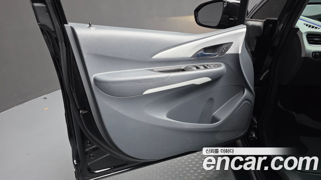 Chevrolet Bolt EV EV LT DLX 2021 — фото 24