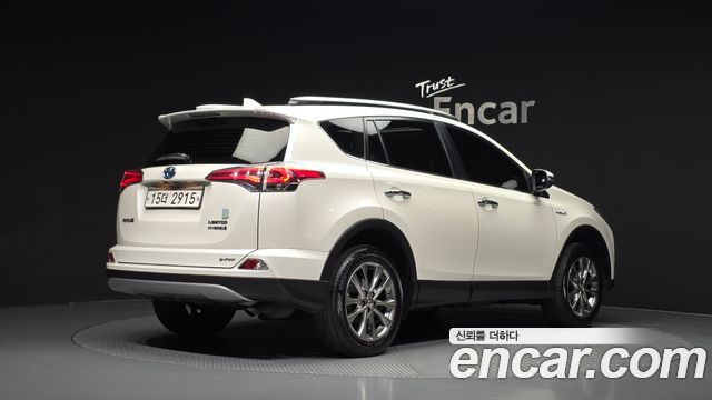 Toyota RAV4 2.5 4WD Hybrid 4th 2018 — фото 2