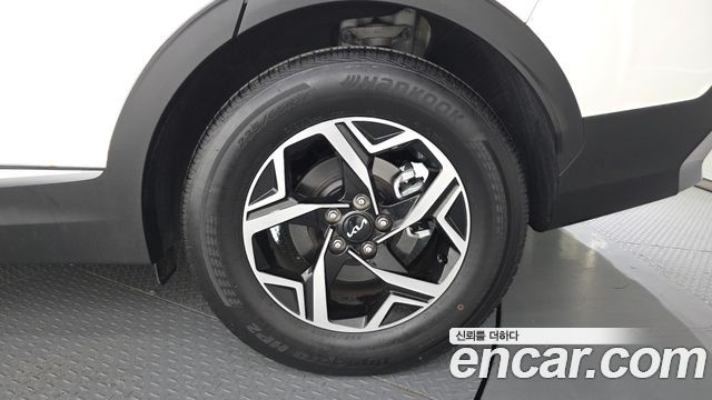 Kia Sportage (V) LPG 2.0 2WD Prestige 2024 — фото 21