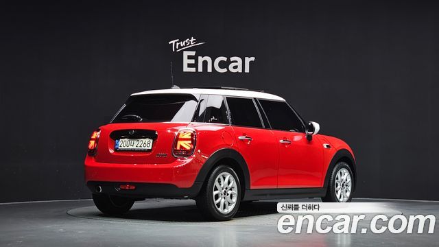 MINI Cooper 5Door HIGH 3rd 2021 — фото 2