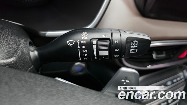 Hyundai Santa Fe Diesel 2.2 4WD Prestige 2021 — фото 32
