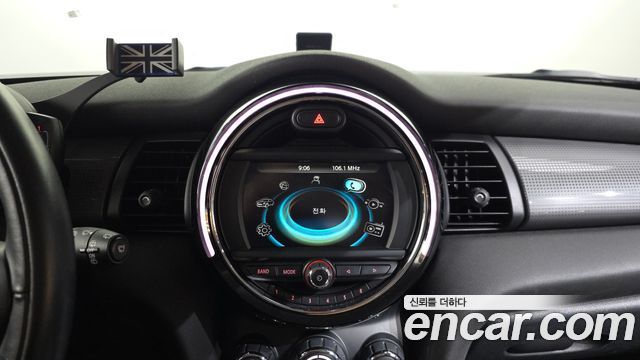 MINI Cooper Standard Third Generation 2018 — фото 18
