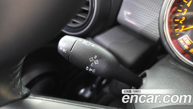 MINI Cooper Standard Third Generation 2018 — фото 23