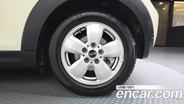 MINI Cooper Standard Third Generation 2018 — фото 27