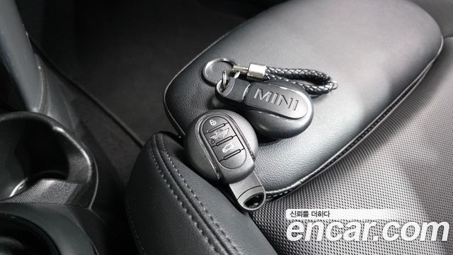 MINI Cooper Standard Third Generation 2018 — фото 34
