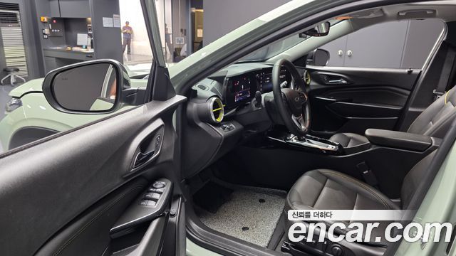Chevrolet Trax Crossover 1.2 ACTIV 2025 — фото 10