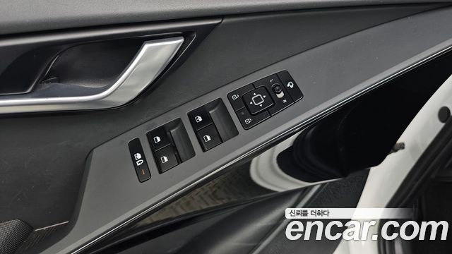 Kia Niro Prestige 2022 — фото 17