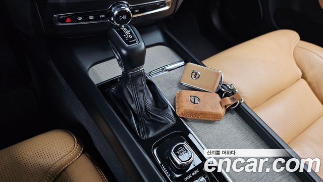 Volvo XC60 (II) T6 Inscription 2019 — фото 9