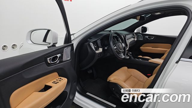 Volvo XC60 (II) T6 Inscription 2019 — фото 10