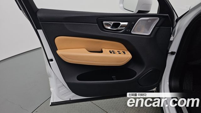 Volvo XC60 (II) T6 Inscription 2019 — фото 30