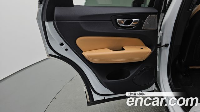 Volvo XC60 (II) T6 Inscription 2019 — фото 31