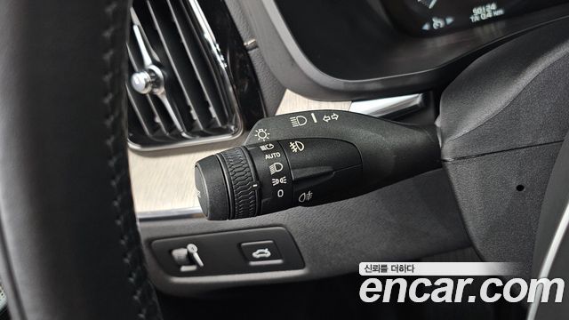 Volvo XC60 (II) T6 Inscription 2019 — фото 37