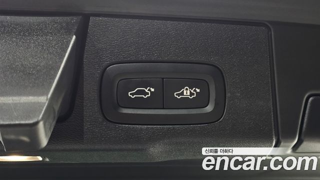 Volvo XC60 (II) T6 Inscription 2019 — фото 42