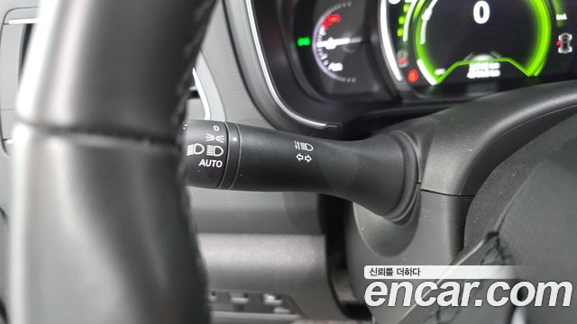 Renault Korea QM6 2.0 LPe RE 2WD 2025 — фото 30