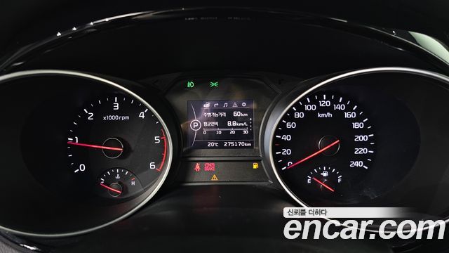 Kia Carnival 9-seater Prestige 2015 — фото 8