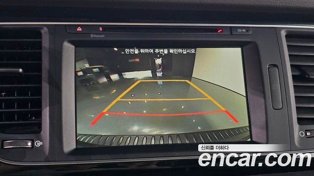 Kia Carnival 9-seater Prestige 2015 — фото 20