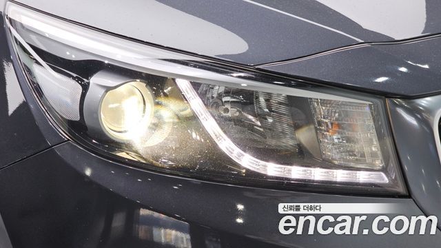 Kia Carnival 9-seater Prestige 2015 — фото 22