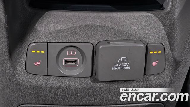 Kia Carnival 9-seater Prestige 2015 — фото 30