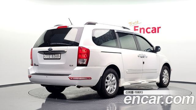 Kia Carnival R Grand Carnival GLX Luxury 2013 — фото 2