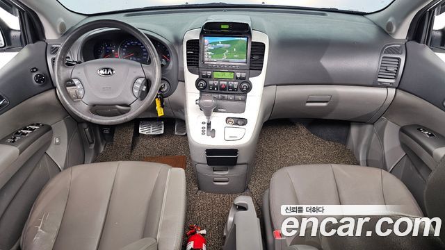 Kia Carnival R Grand Carnival GLX Luxury 2013 — фото 7