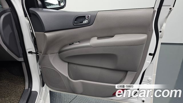 Kia Carnival R Grand Carnival GLX Luxury 2013 — фото 25