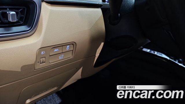 Kia Sorento (IV) Gasoline 2.5T 2WD Prestige 2022 — фото 16