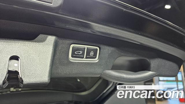 Kia Sorento (IV) Gasoline 2.5T 2WD Prestige 2022 — фото 20