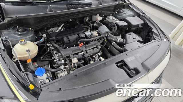 Kia Sportage (V) Gasoline 1.6 Turbo 2WD Signature 2022 — фото 6