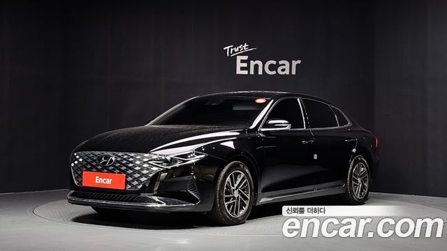 Hyundai Grandeur (IG) 3.0 LPi Rent Car Modern