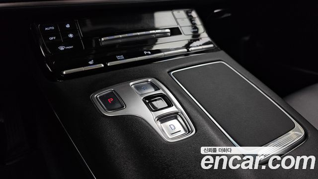 Hyundai Grandeur (IG) 3.0 LPi Rent Car Modern 2023 — фото 9