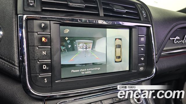 Lincoln Continental (X) 3.0 AWD 2017 — фото 15