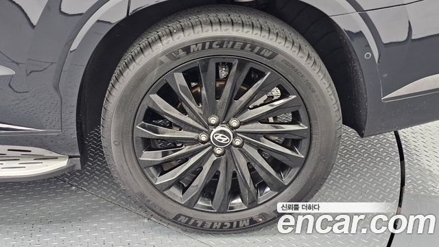 Hyundai Palisade Gasoline 3.8 4WD Calligraphy Black Edition 2024 — фото 21