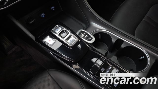 Hyundai Sonata (DN8) 2.0 LPG(rental car) Style 2022 — фото 9