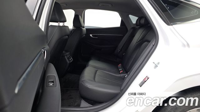 Hyundai Sonata (DN8) 2.0 LPG(rental car) Style 2022 — фото 12