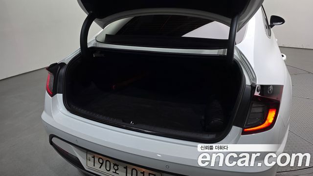 Hyundai Sonata (DN8) 2.0 LPG(rental car) Style 2022 — фото 20