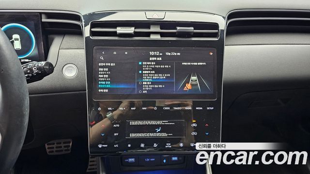 Hyundai Tucson (NX4) Gasoline 1.6 Turbo 2WD Inspiration 2022 — фото 14