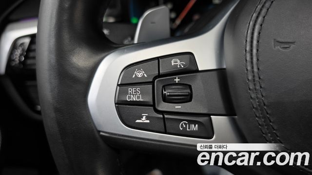 BMW 5 Series (G30) M550d xDrive 2019 — фото 16