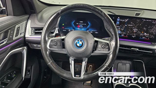 BMW iX1 (U11) xDrive 30 M Sport 2023 — фото 13