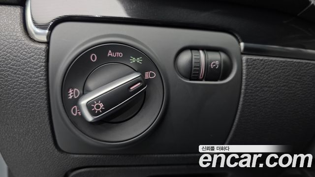 Volkswagen Golf (VI) 2.0 GTI 5Door 2012 — фото 13