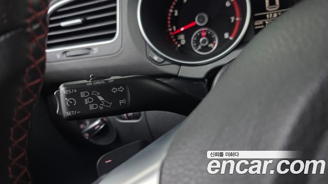 Volkswagen Golf (VI) 2.0 GTI 5Door 2012 — фото 14