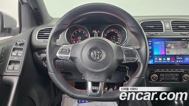 Volkswagen Golf (VI) 2.0 GTI 5Door 2012 — фото 15
